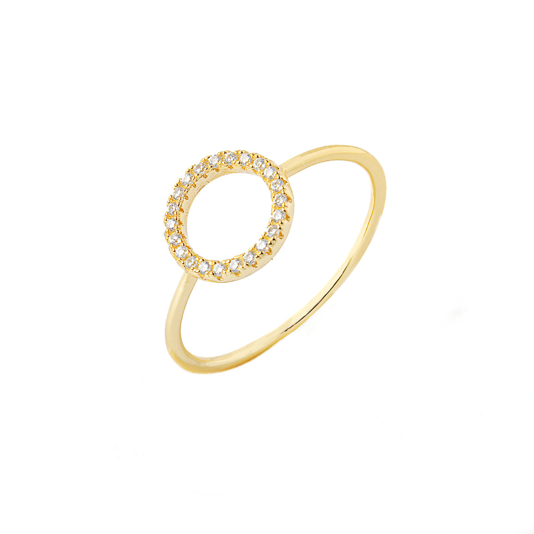 Circle zircon ring