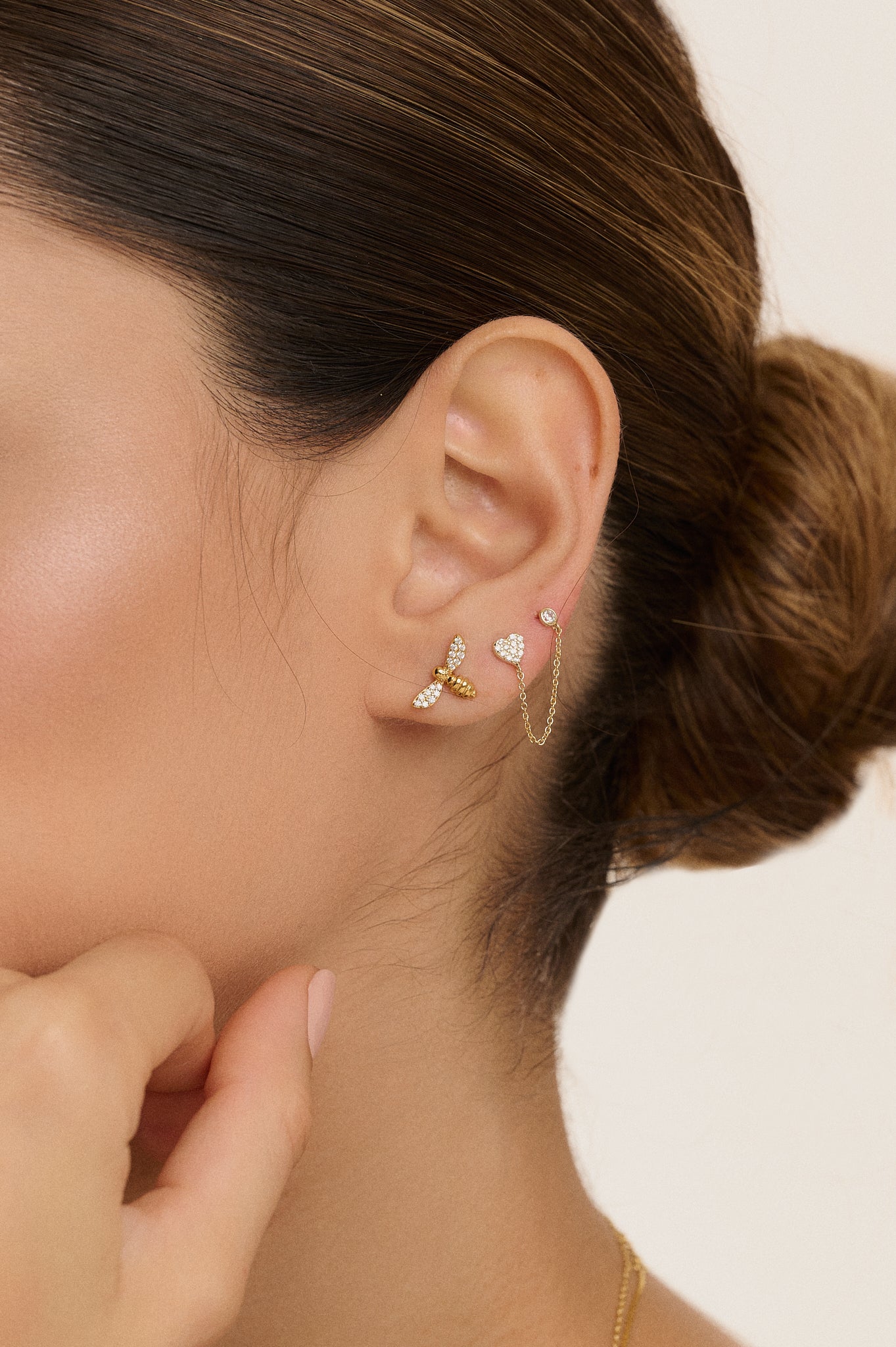 Heart chain earring